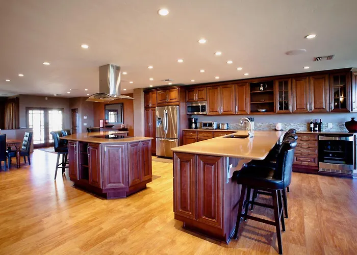 Magical, Private, High-end, Mountain-top Estate Holiday home Tucson