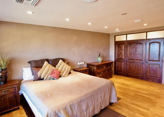 Magical, Private, High-end, Mountain-top Estate Holiday home Tucson